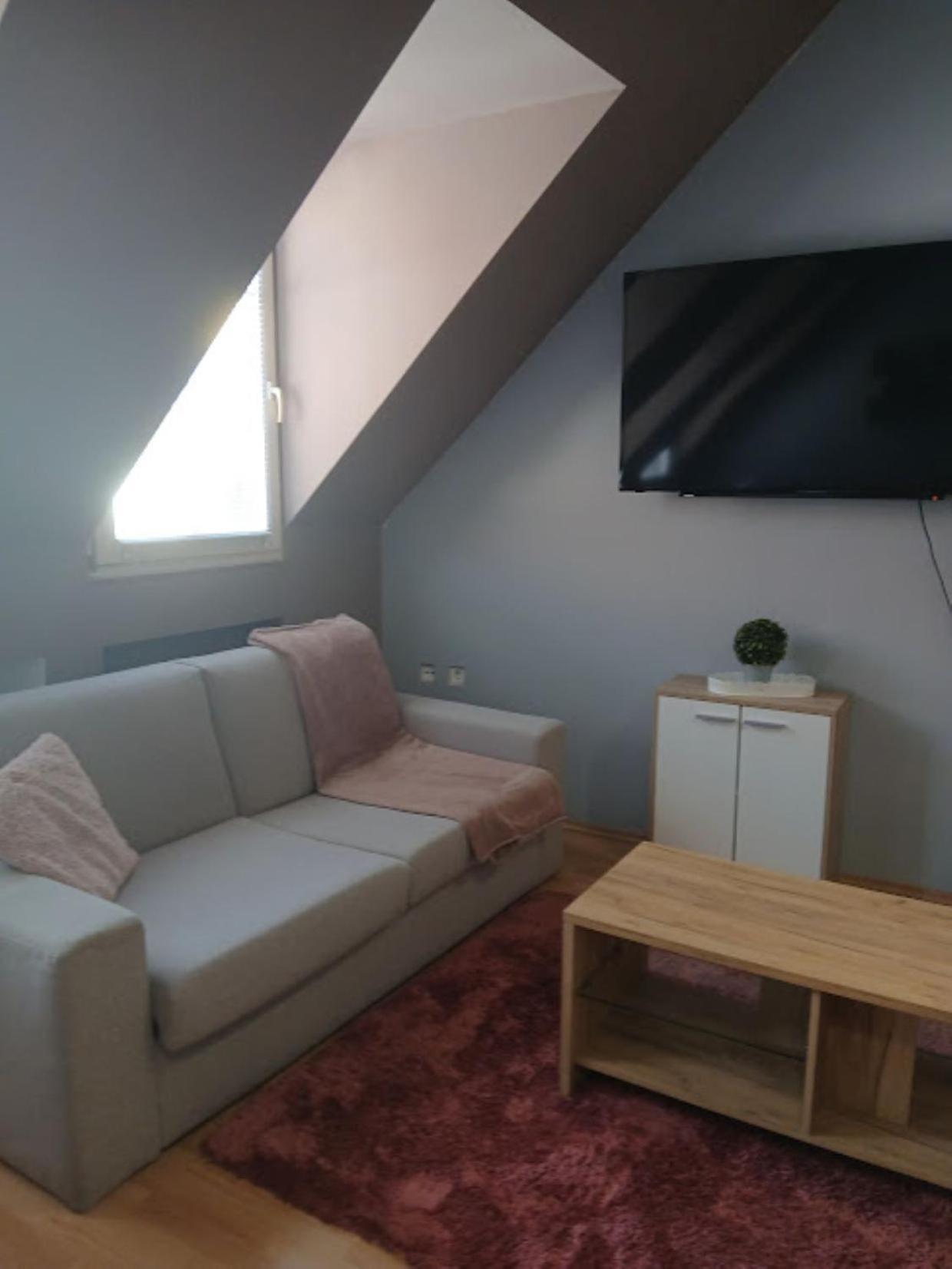 Soda Apartman Дьєр Екстер'єр фото